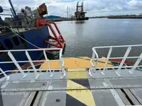 Kapal kontainer keur dijual
