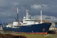 Kapal survey pikeun dijual