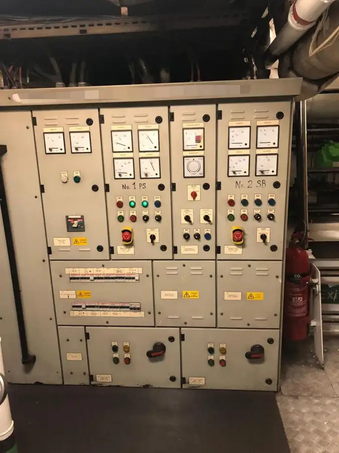 Kapal penarik keur dijual