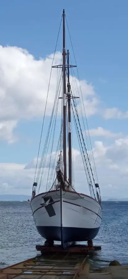 Kapal fery keur dijual