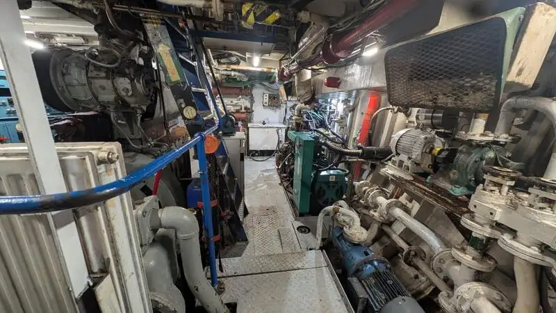 Kapal survei keur dijual