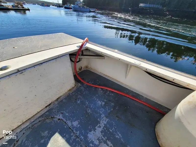 Kapal pangolahan lautan keur dijual
