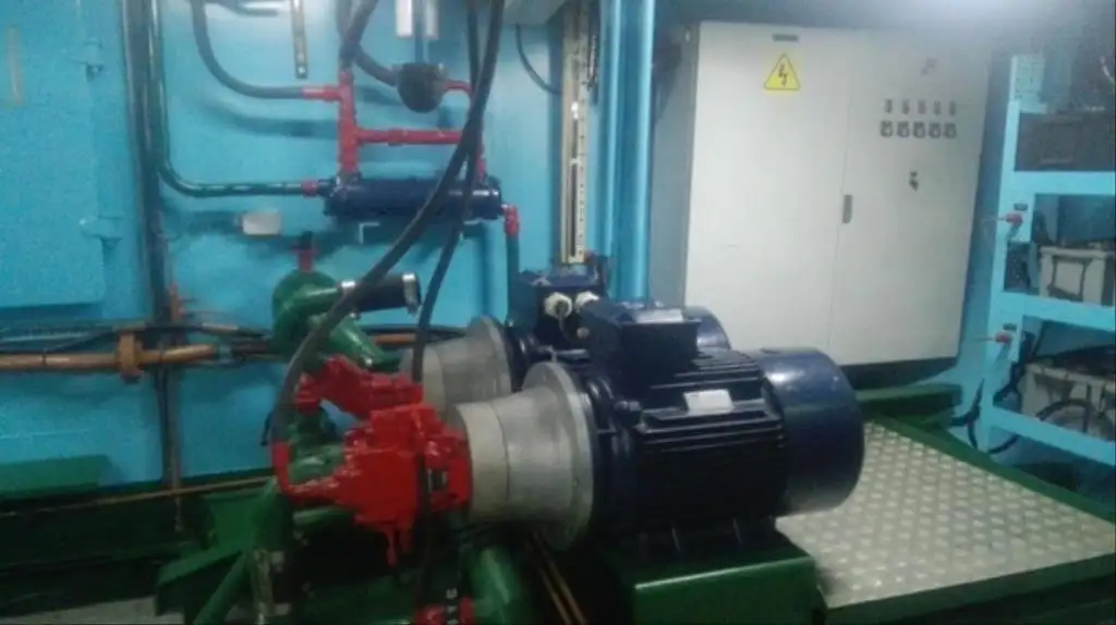 Kapal kerja keur dijual