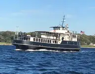Kapal pesiar-feri keur dijual