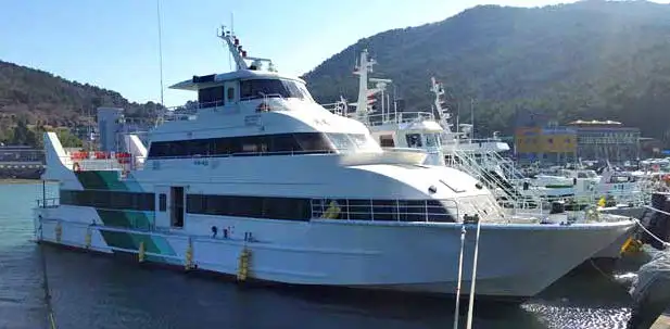 Kapal fery keur dijual