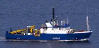 Kapal survey pikeun dijual
