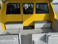 Kapal pesiar keur dijual
