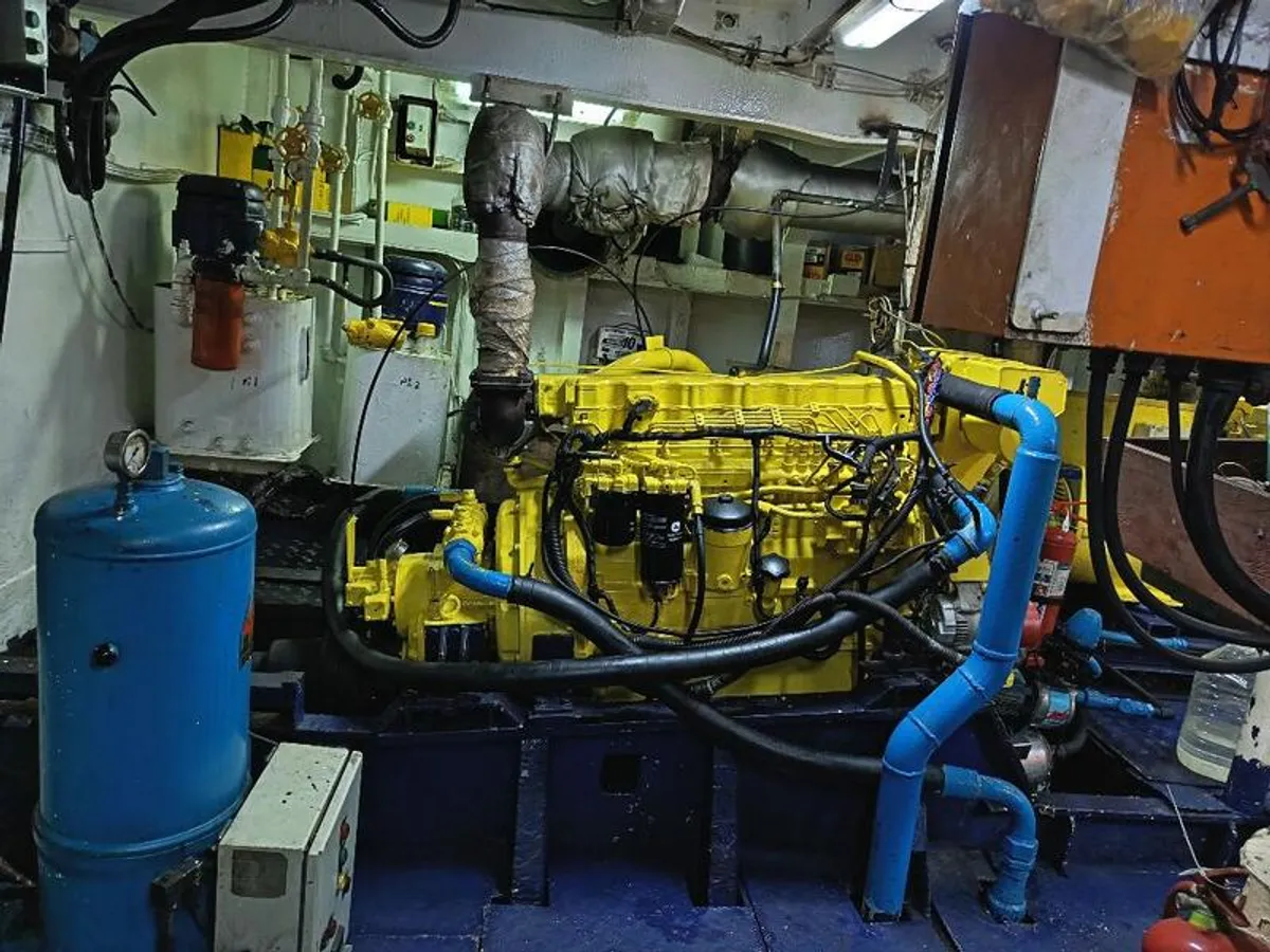 Kapal pasokan keur dijual