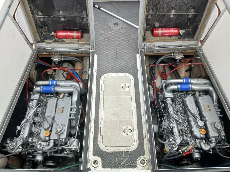 Kapal kerja keur dijual