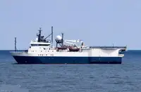 Kapal survey pikeun dijual