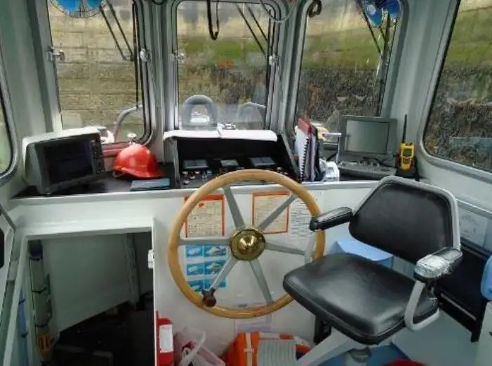Kapal penarik keur dijual
