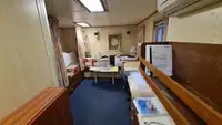 Kapal pasokan keur dijual