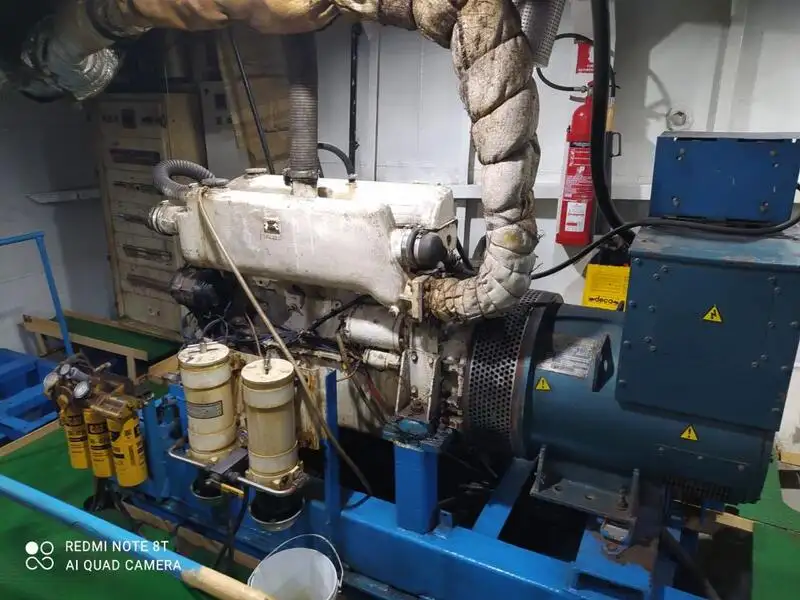 Kapal kerja keur dijual