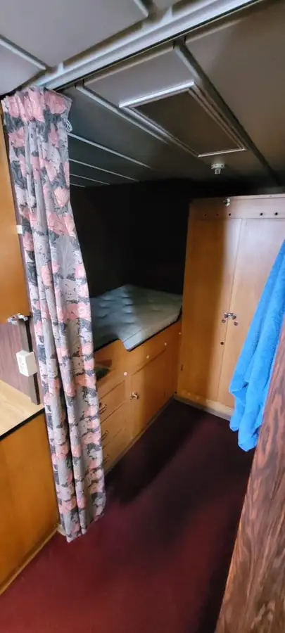 Kapal penarik keur dijual