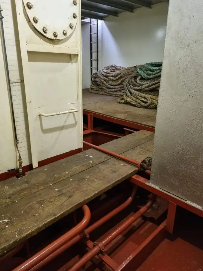 Kapal pesiar keur dijual