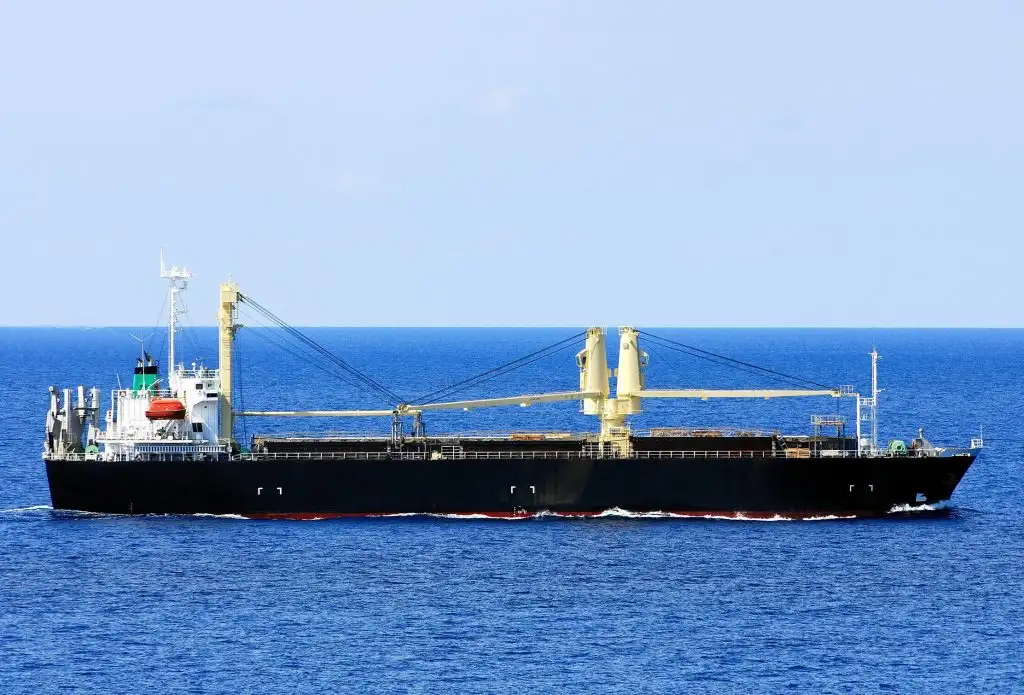 Kapal pangangkut barang curah keur dijual