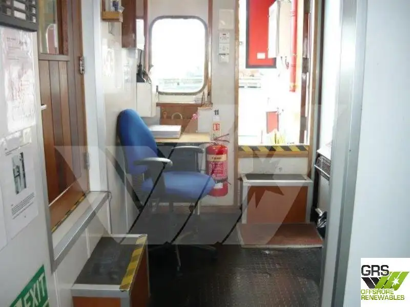 Kapal kerja keur dijual