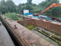 Tongkang keur dijual