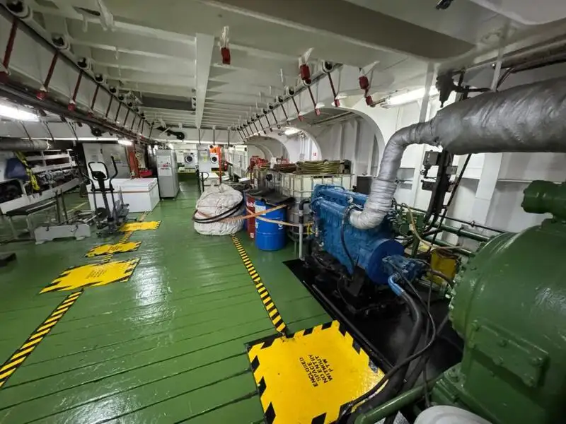 Kapal kontainer keur dijual