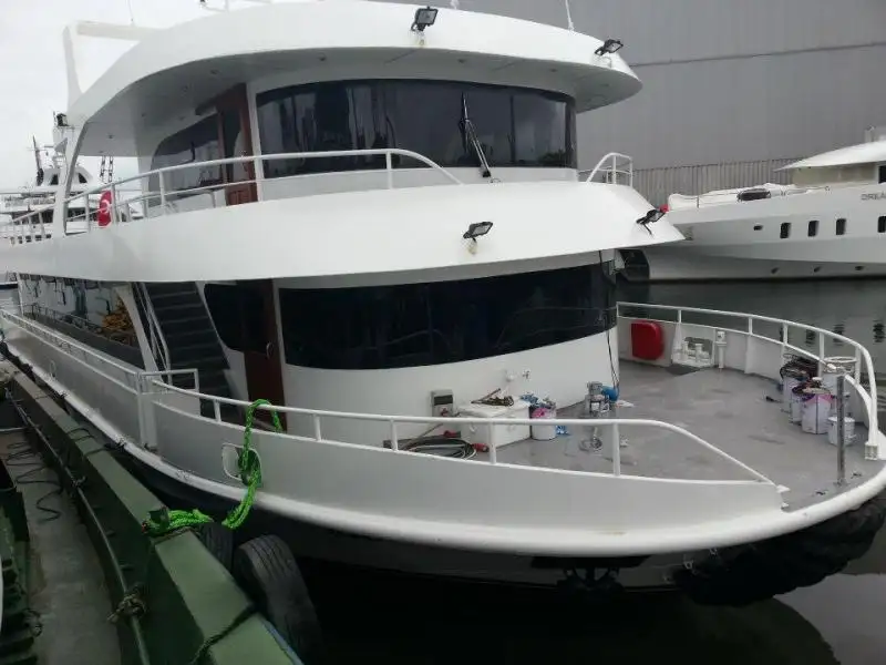 Kapal penarik keur dijual