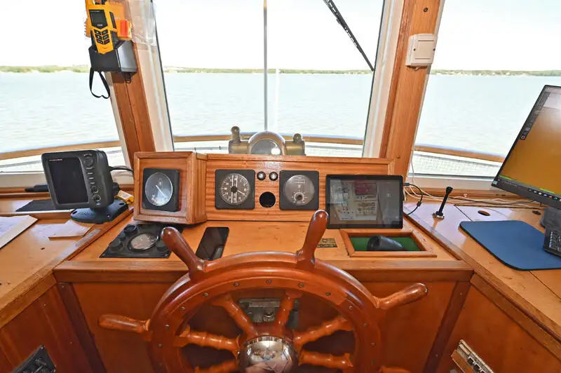 Kapal pesiar keur dijual
