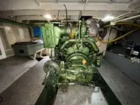Kapal kerja keur dijual