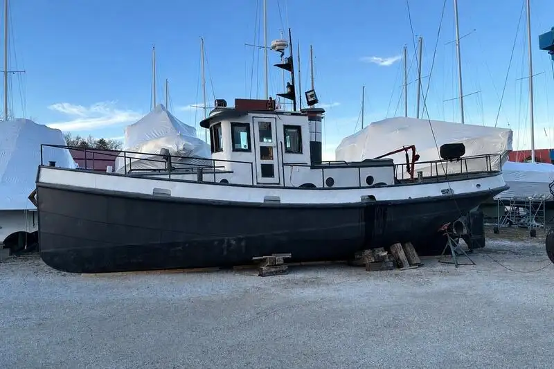 Kapal penarik keur dijual