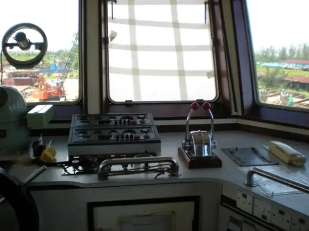 Kapal penarik keur dijual
