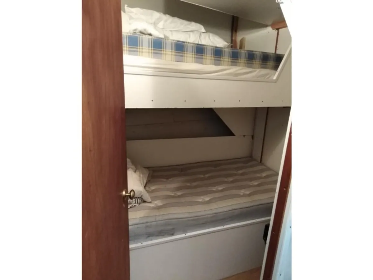Kapal tunda keur dijual