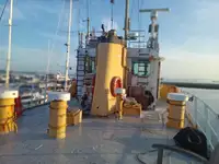 Kapal kerja keur dijual