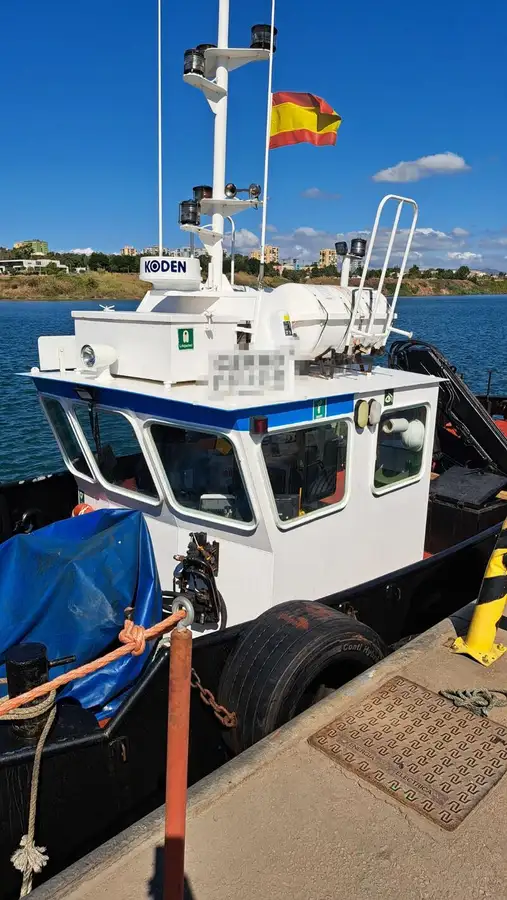 Kapal kerja keur dijual