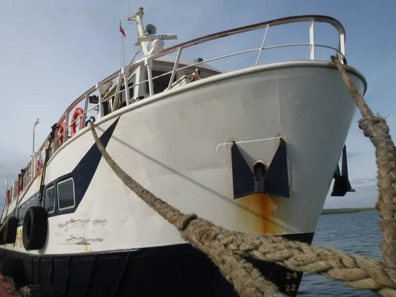 Kapal pesiar keur dijual