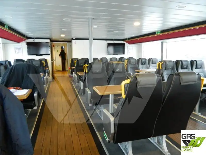 Kapal pesiar keur dijual
