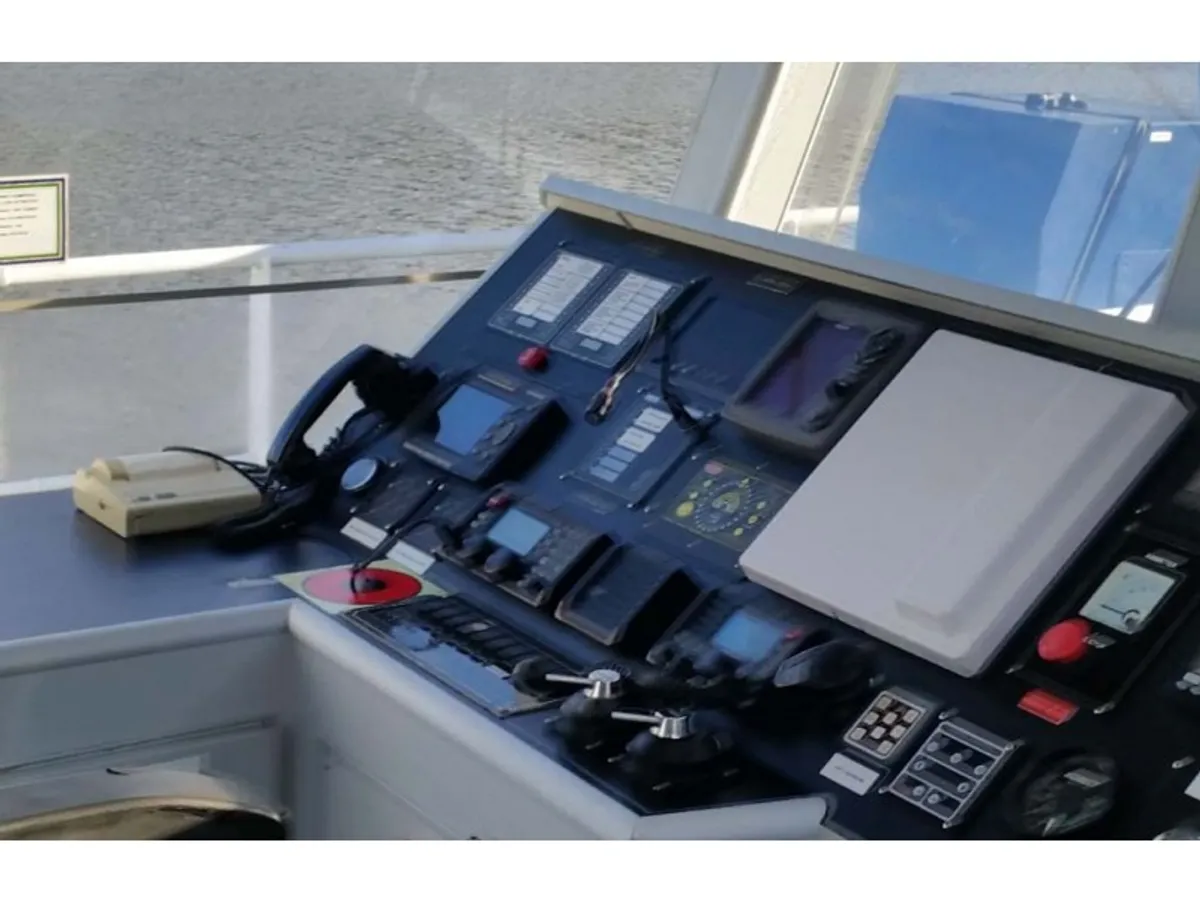 Kapal kru keur dijual