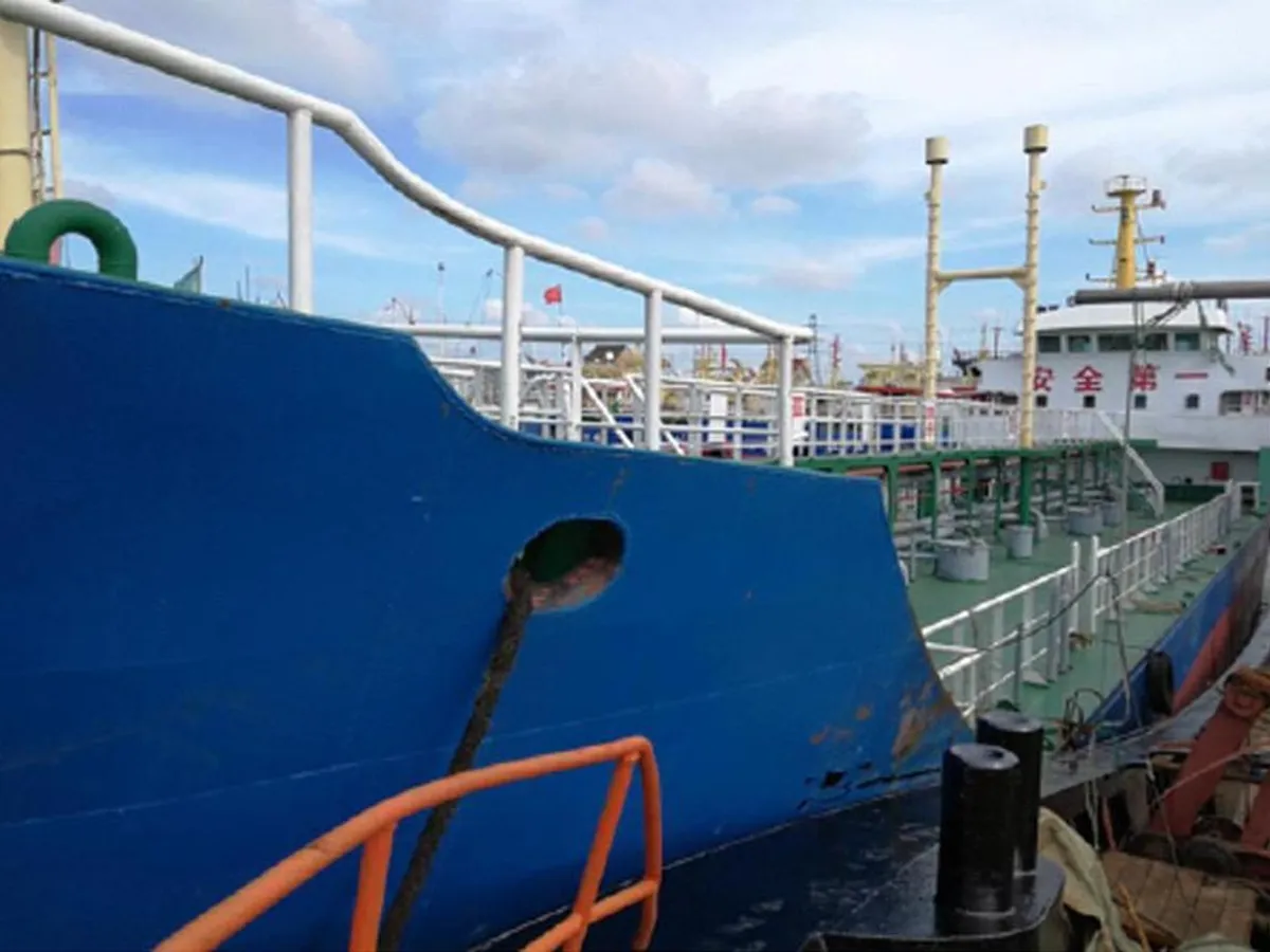 Kapal tangki produk pangan keur dijual