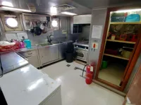 Kapal pendaratan, tangki keur dijual