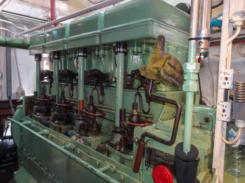 Kapal penarik keur dijual