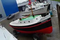 Kapal tunda keur dijual