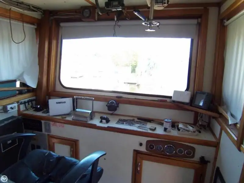 Kapal penarik keur dijual