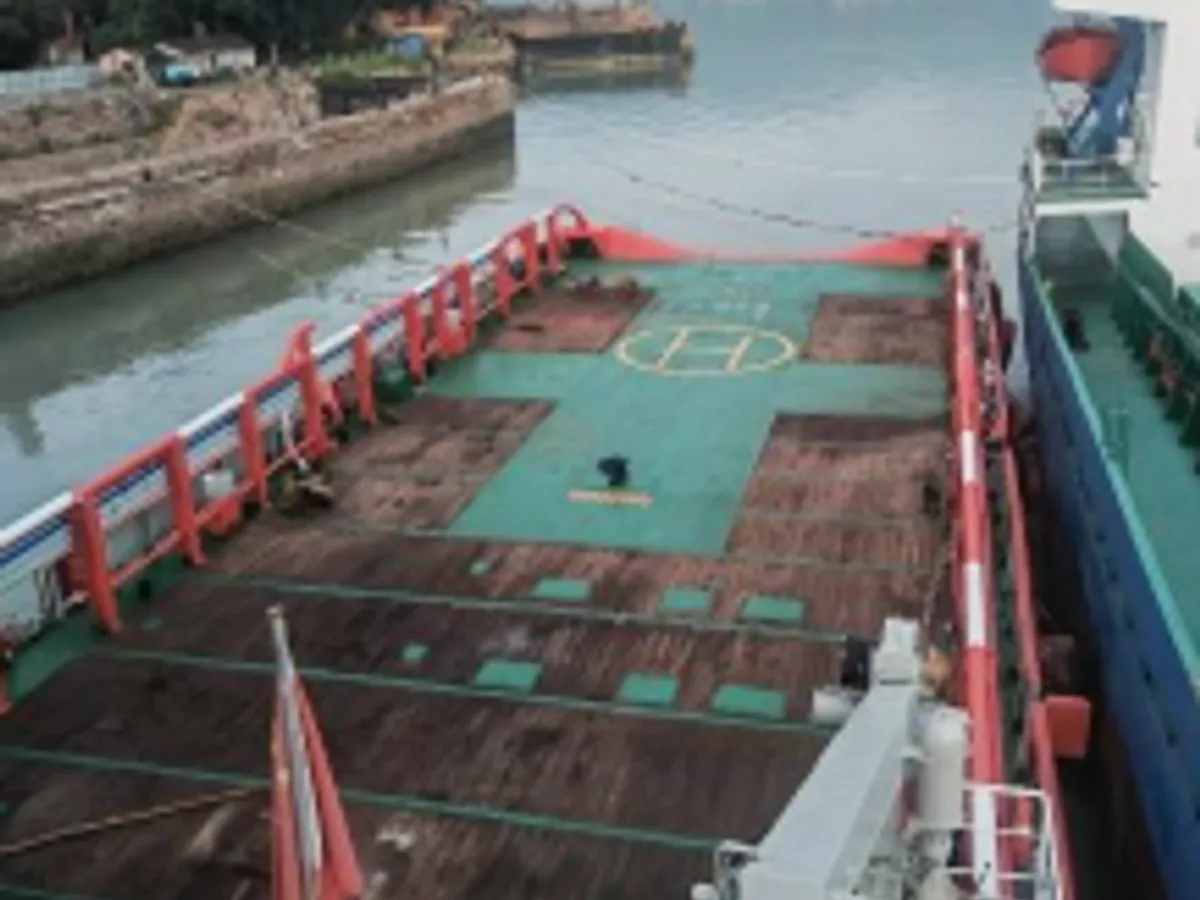 Kapal Penarik Jangkar (AHTS) keur dijual