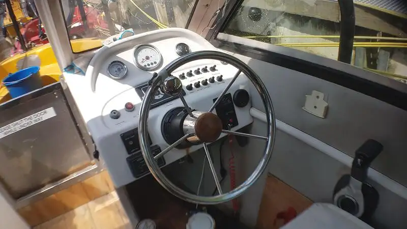 Kapal pesiar-feri keur dijual
