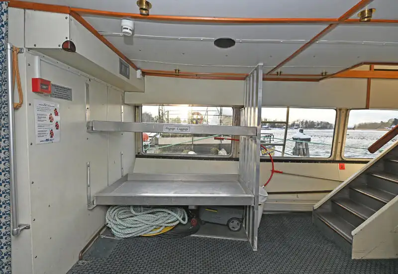 Kapal pesiar keur dijual