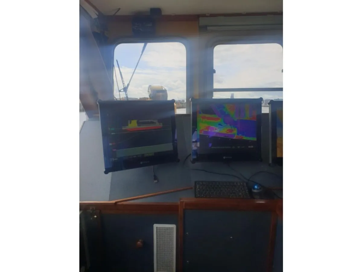 Kapal keruk keur dijual