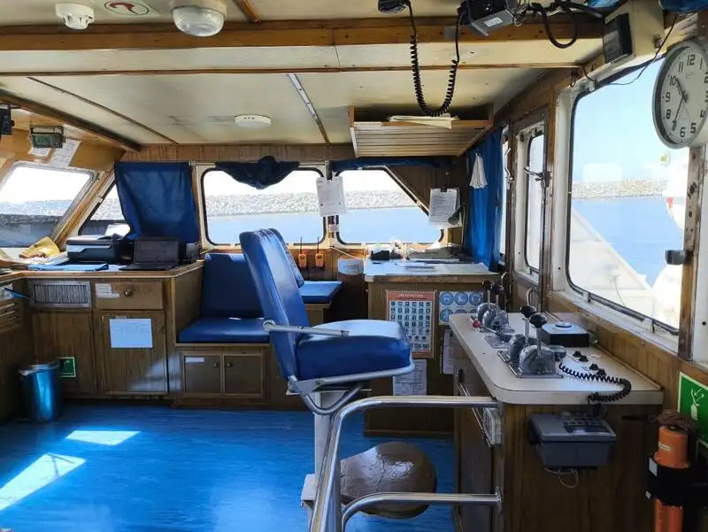 Kapal pasokan keur dijual