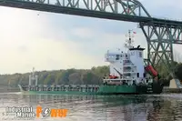 Kapal pangangkut barang curah keur dijual