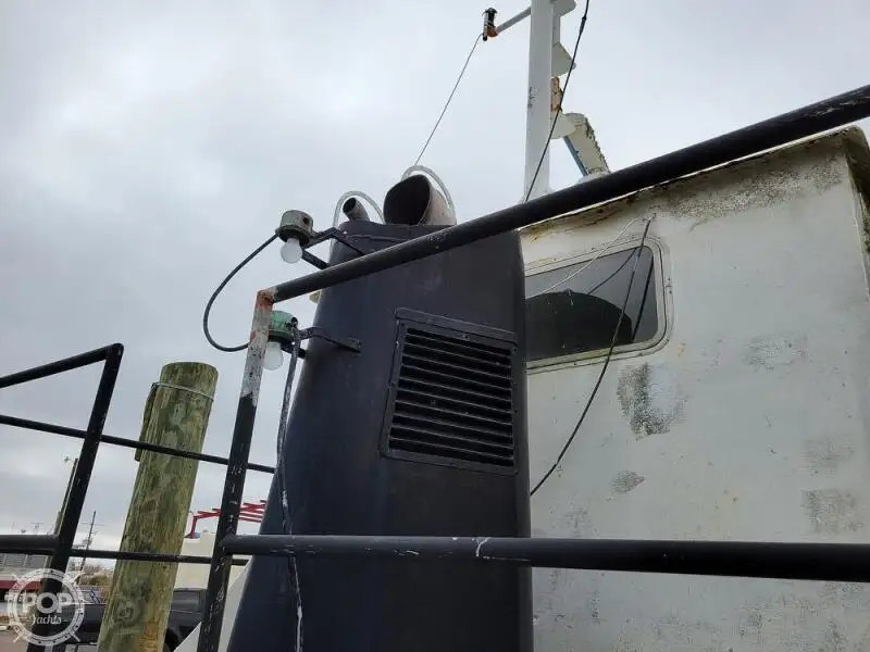 Kapal pasokan keur dijual