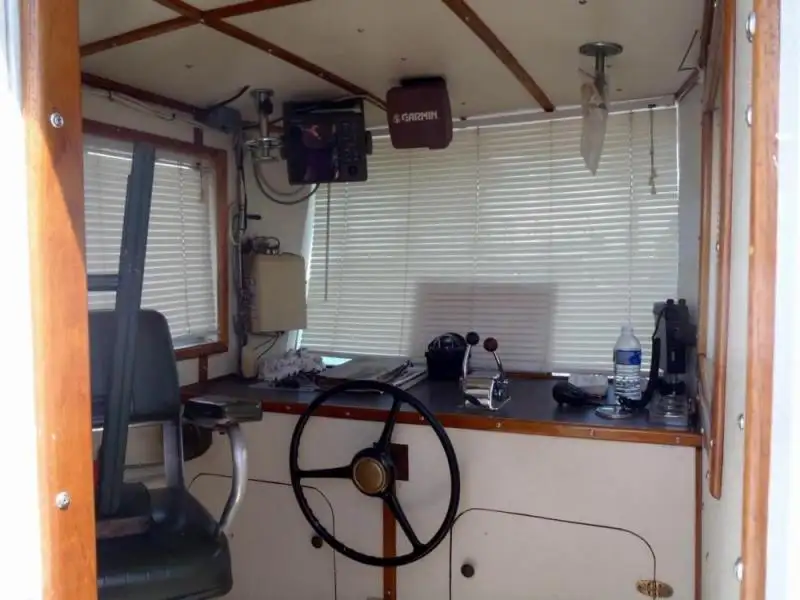 Kapal penarik keur dijual