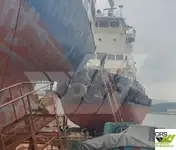 Kapal penarik keur dijual