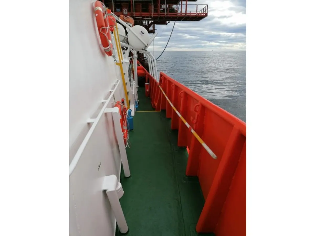 Kapal kru keur dijual