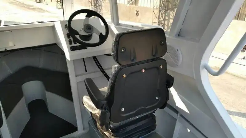 Kapal kerja keur dijual